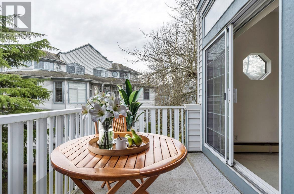 Listing Picture 27 of 37 : 206 7660 MINORU BOULEVARD, Richmond / 烈治文 - 魯藝地產 Yvonne Lu Group - MLS Medallion Club Member