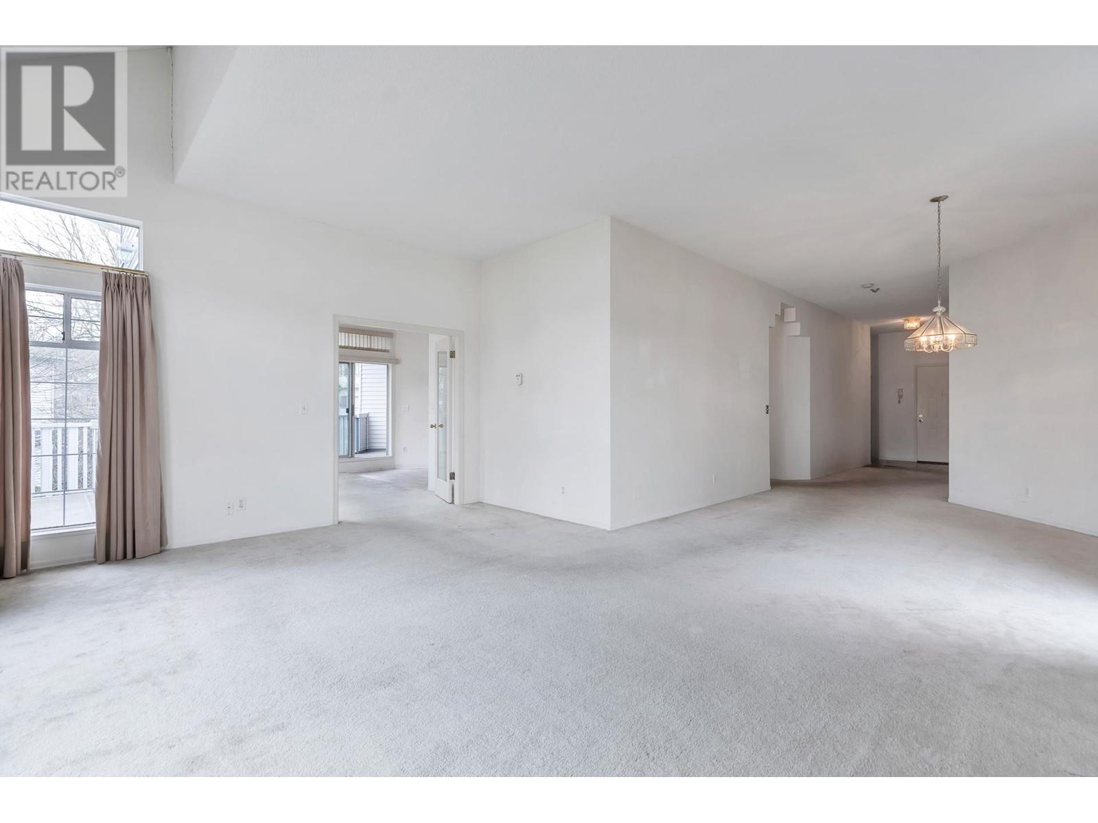 Listing Picture 9 of 37 : 206 7660 MINORU BOULEVARD, Richmond / 烈治文 - 魯藝地產 Yvonne Lu Group - MLS Medallion Club Member