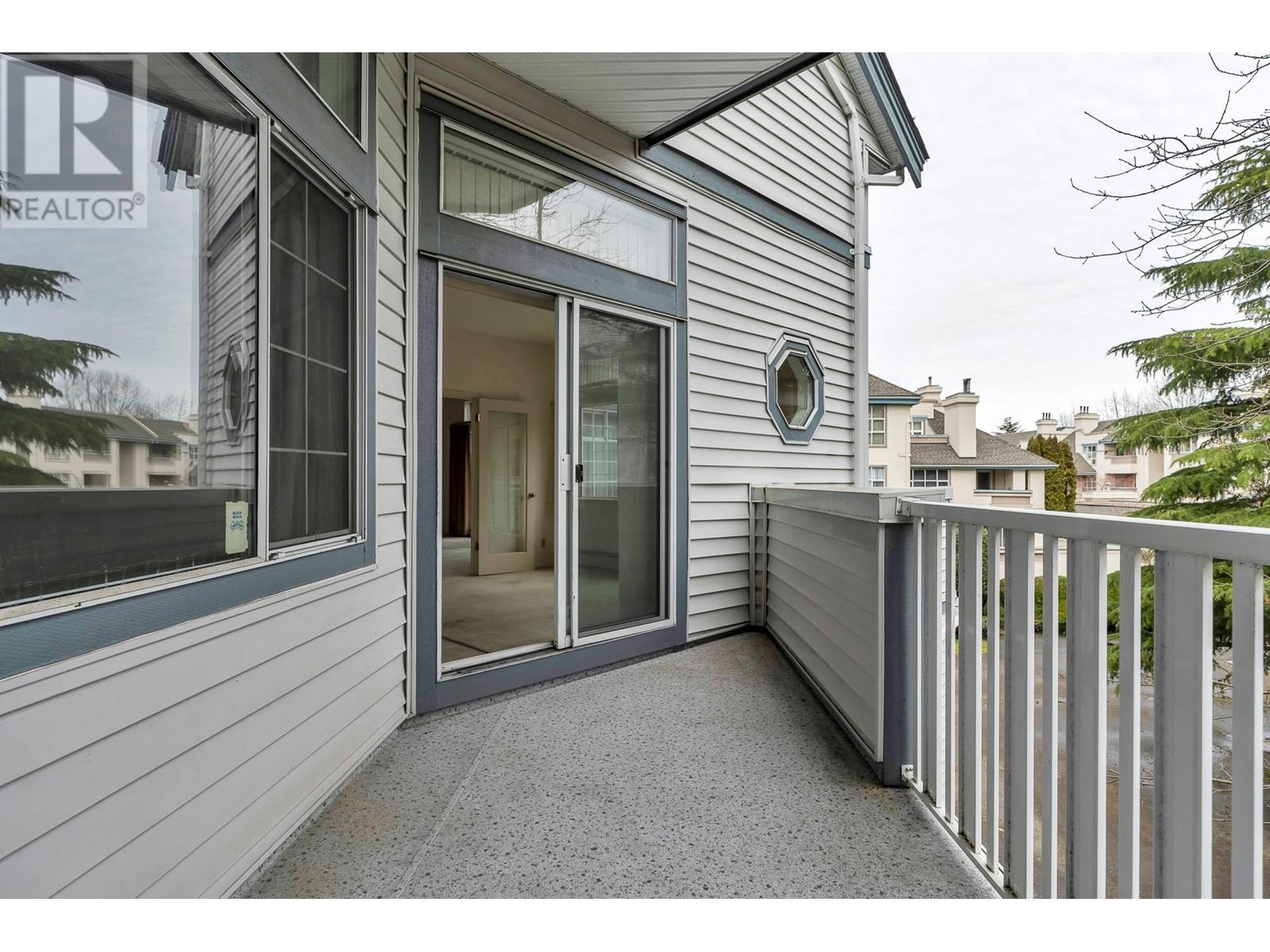 Listing Picture 26 of 37 : 206 7660 MINORU BOULEVARD, Richmond / 烈治文 - 魯藝地產 Yvonne Lu Group - MLS Medallion Club Member