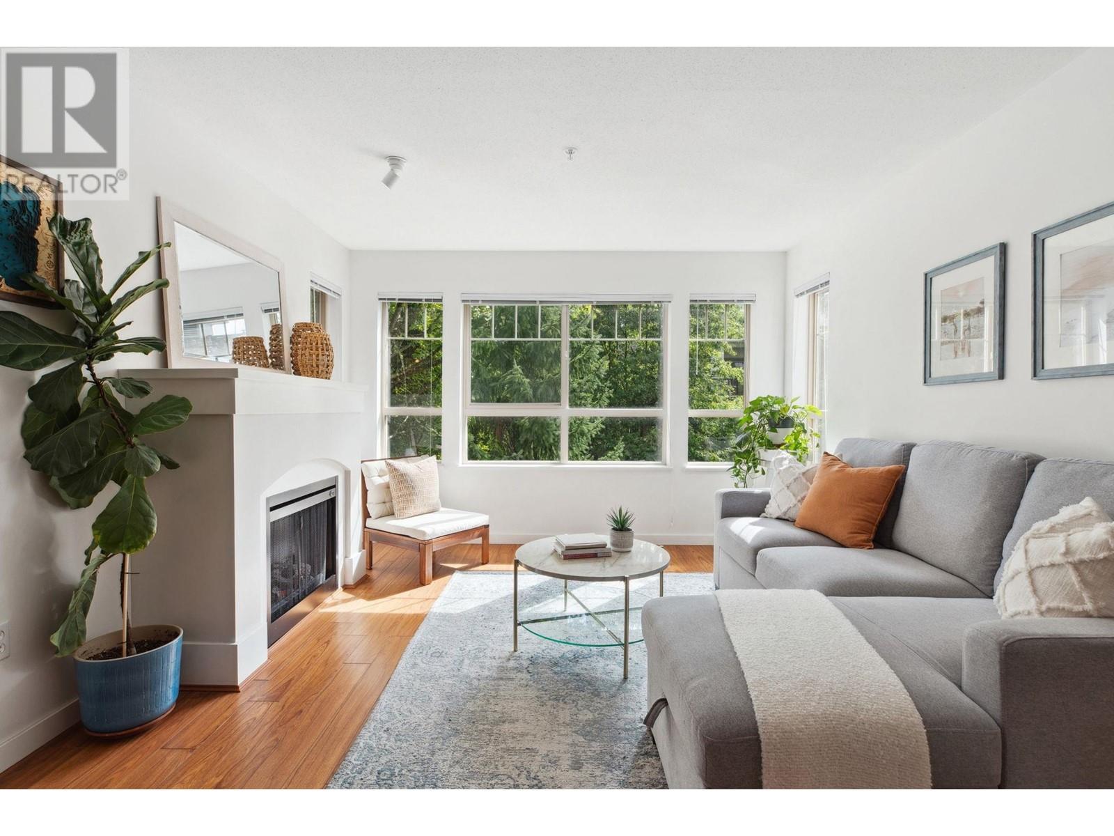 311 2959 SILVER SPRINGS BOULEVARD, coquitlam, British Columbia