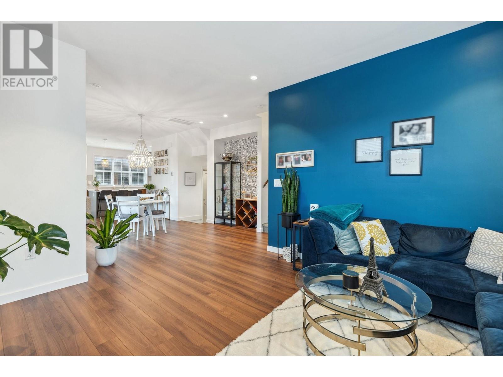 Property at 18 6427 HAMMERMILL AVENUE image 4