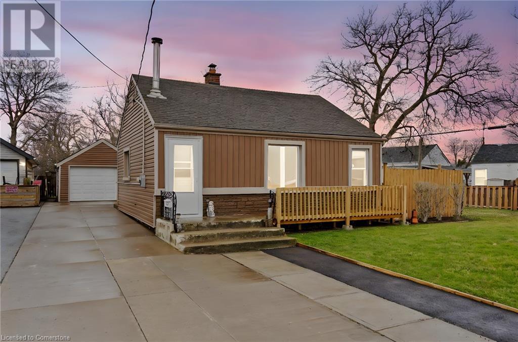 Property at 125 GRANTHAM Avenue S image 1