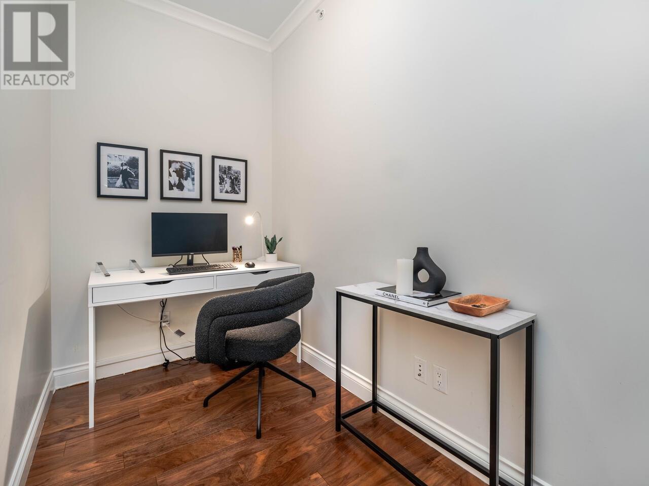 604 185 Victory Ship Way, North Vancouver, British Columbia  V7L 0G2 - Photo 10 - R2981901