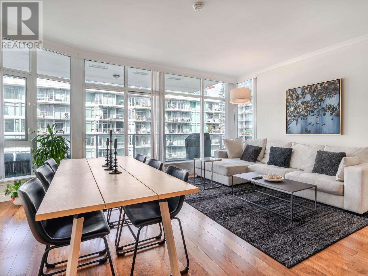 604 185 Victory Ship Way, North Vancouver, British Columbia  V7L 0G2 - Photo 5 - R2981901
