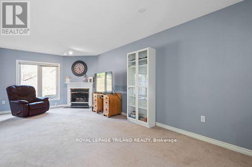 Property at 27 - 270 NORTH CENTRE ROAD image 3