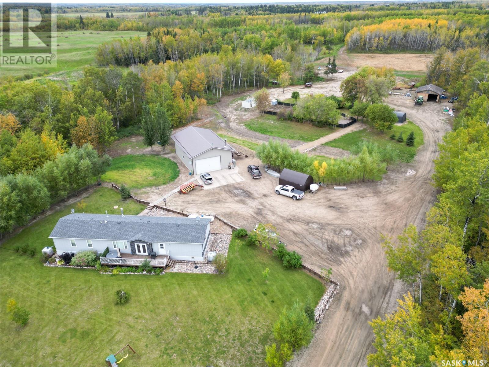 Property at Forest Gate Acreage image 1