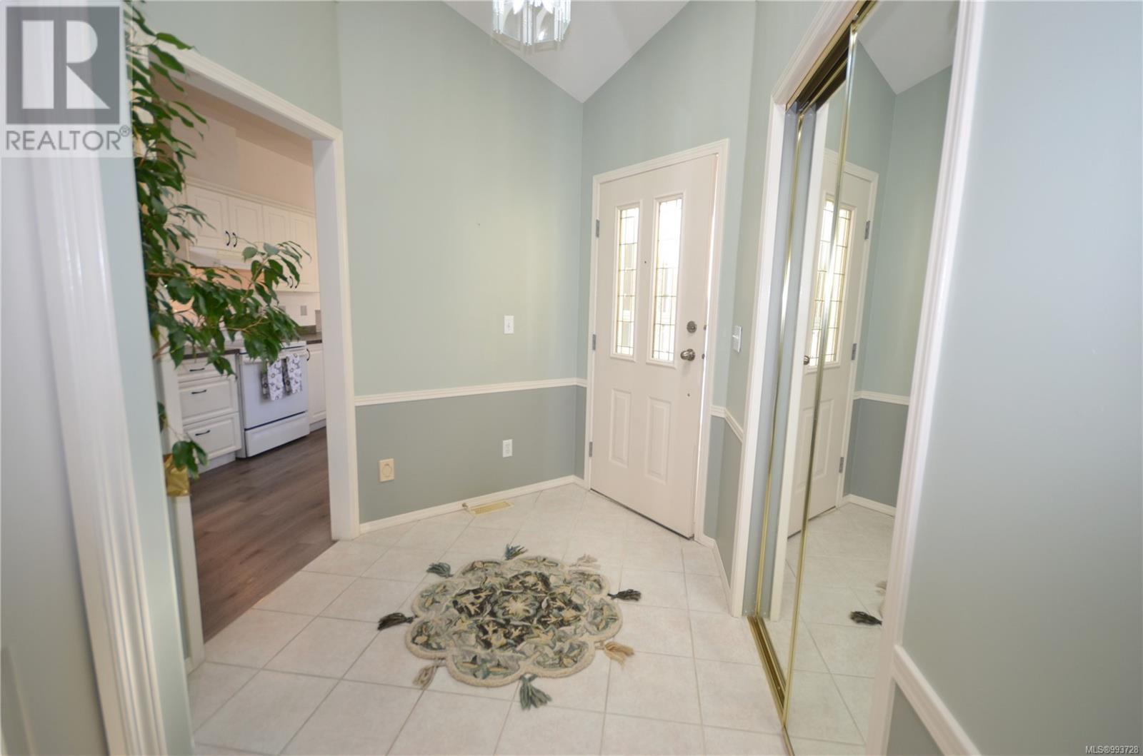 Property at 147 Ocean Walk Dr image 3