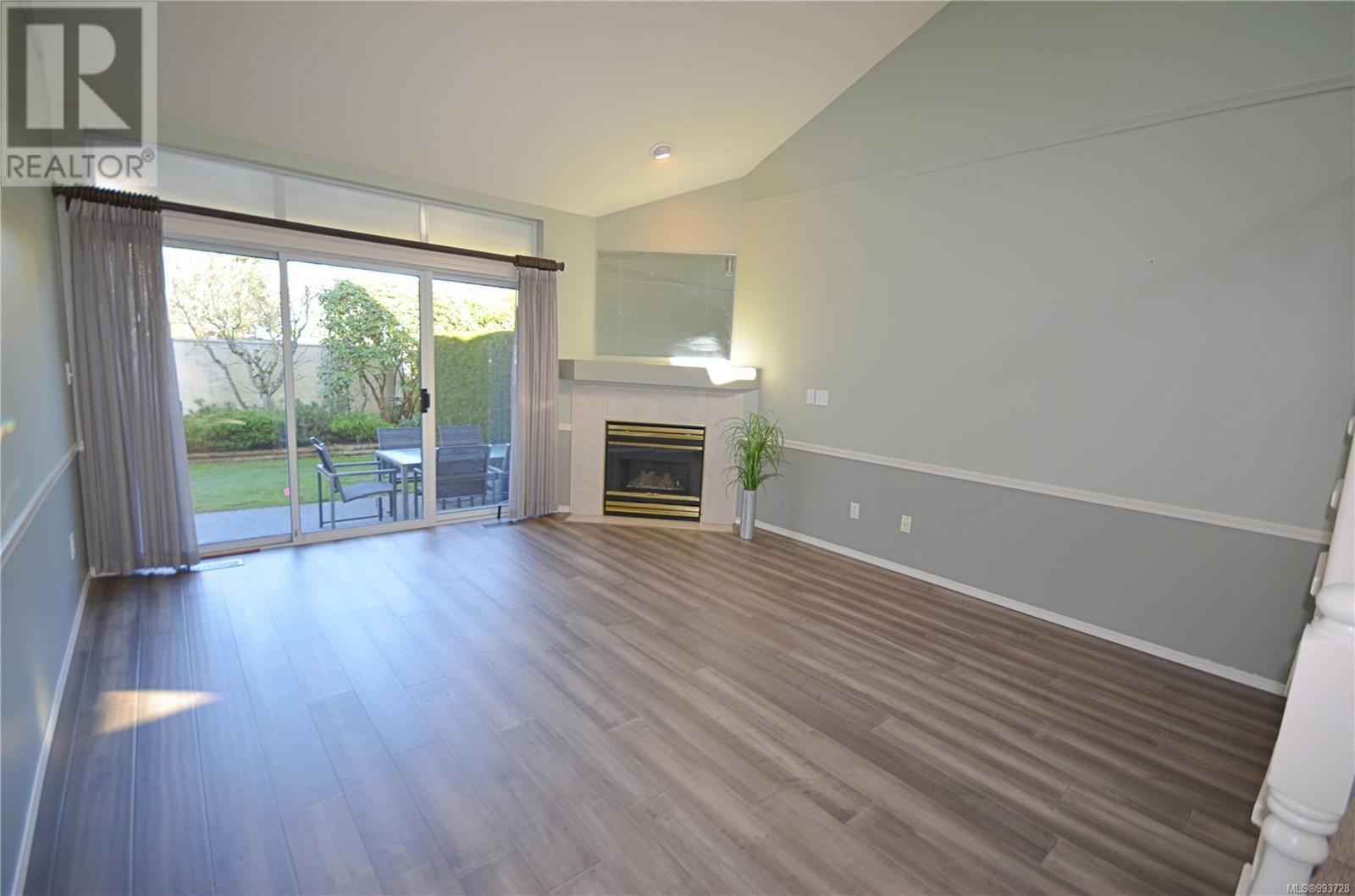Property at 147 Ocean Walk Dr image 5
