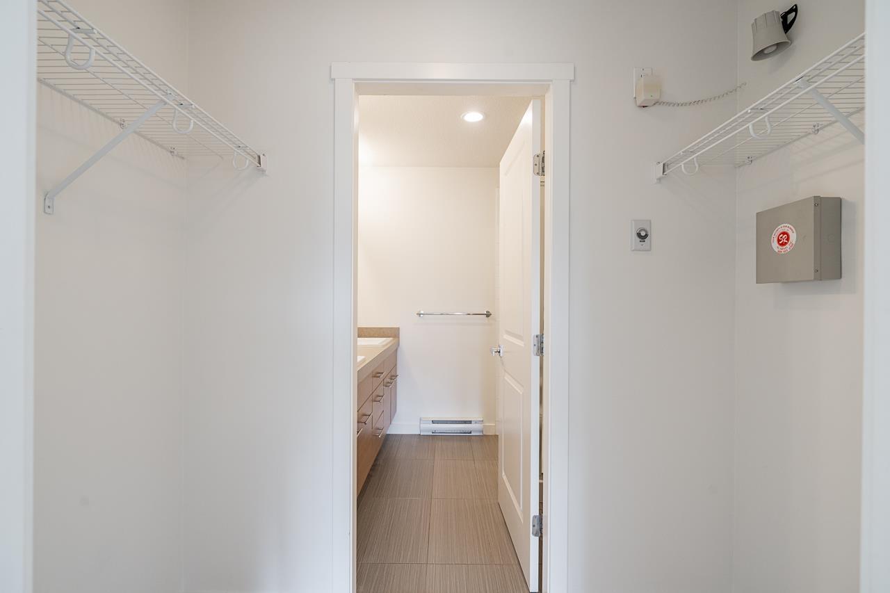 20 15788 104 Avenue, Surrey, British Columbia  V4N 6M6 - Photo 8 - R2984226