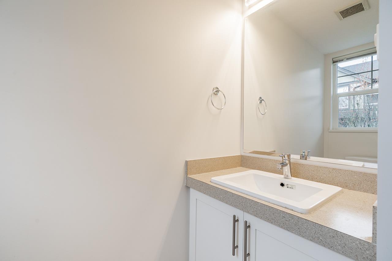 20 15788 104 Avenue, Surrey, British Columbia  V4N 6M6 - Photo 32 - R2984226