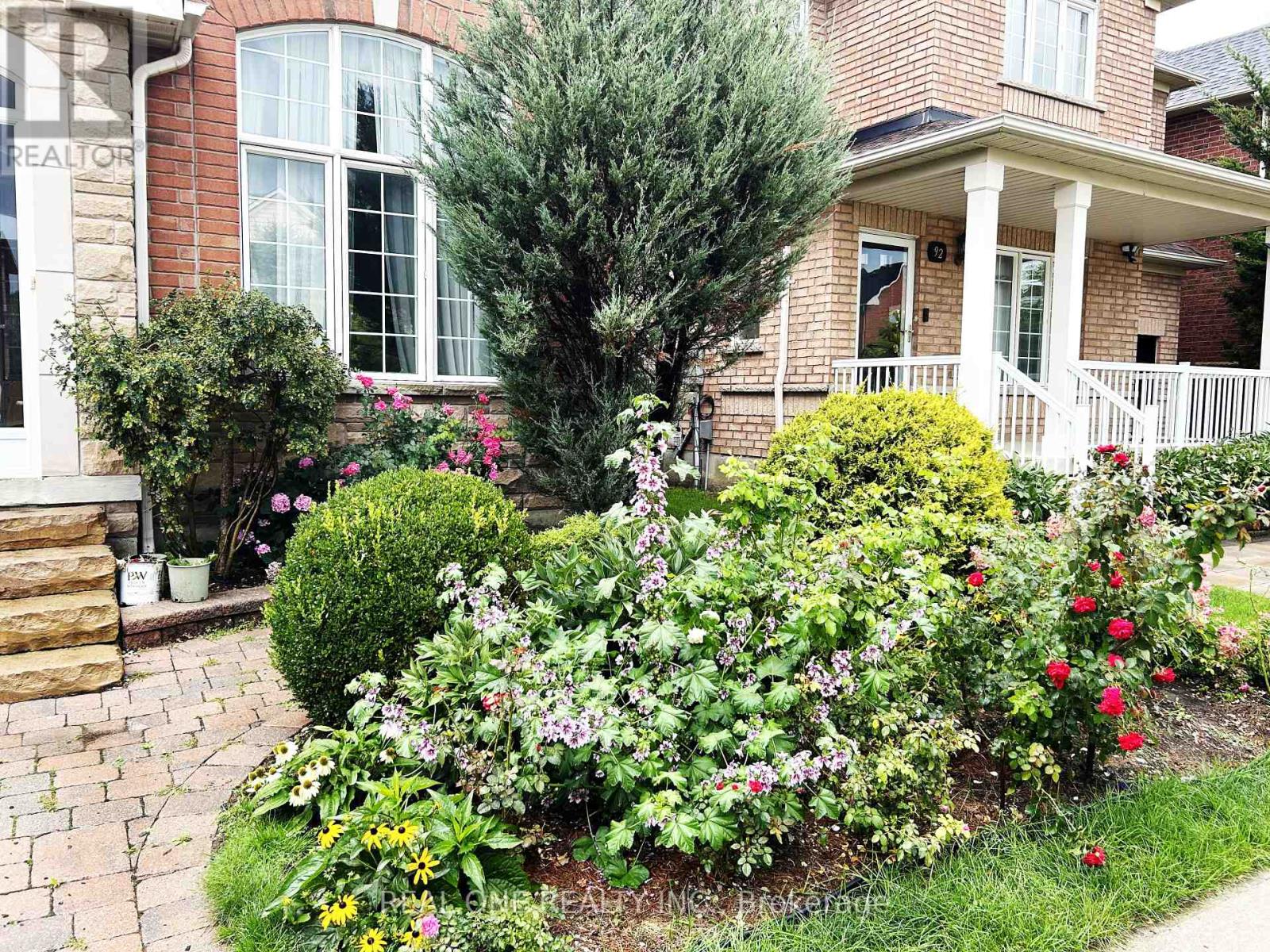 Property at 94 BARNWOOD DRIVE image 3