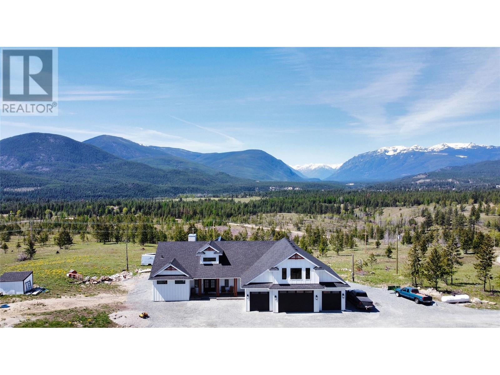 9510 Stirton Road, Kimberley, British Columbia  V1A 3J1 - Photo 2 - 10340877