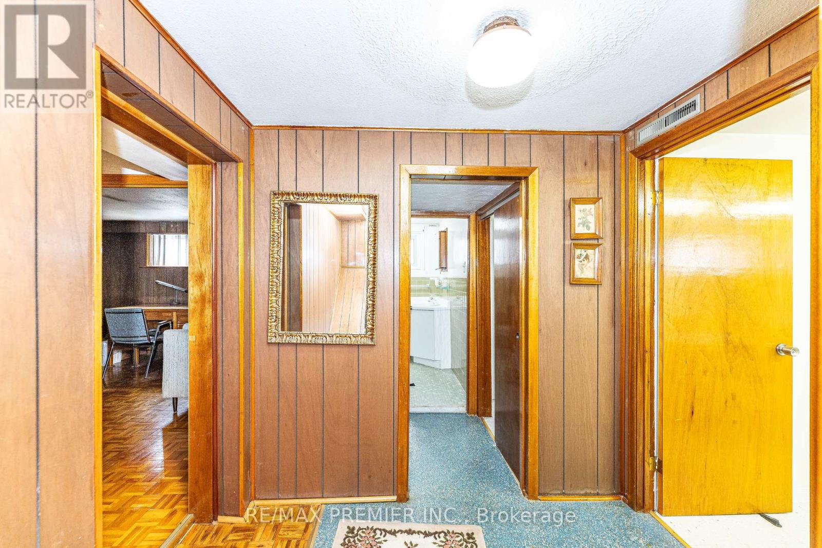 70 Forthbridge Crescent, Toronto, Ontario  M3M 2A3 - Photo 33 - W12055143