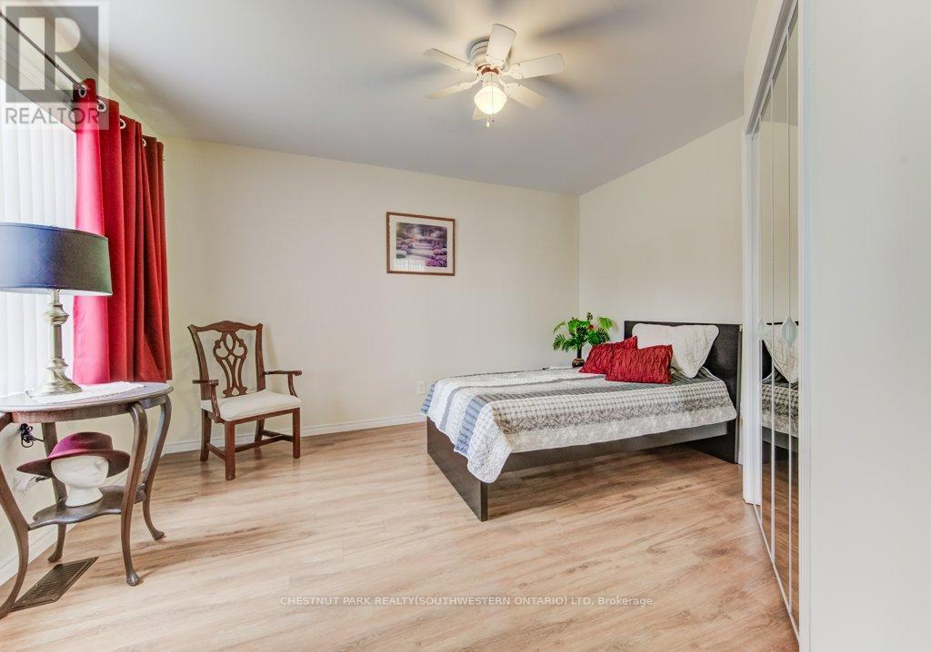 27 Station Street, East Zorra-Tavistock, Ontario  N0B 2R0 - Photo 14 - X12055112
