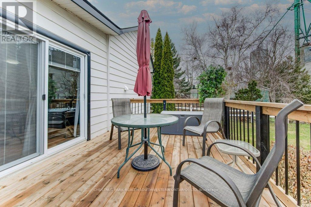 27 Station Street, East Zorra-Tavistock, Ontario  N0B 2R0 - Photo 33 - X12055112