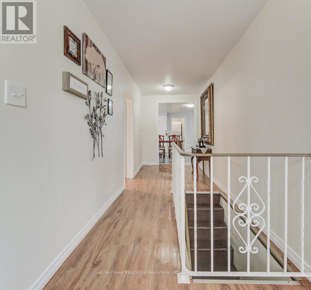 27 Station Street, East Zorra-Tavistock, Ontario  N0B 2R0 - Photo 7 - X12055112
