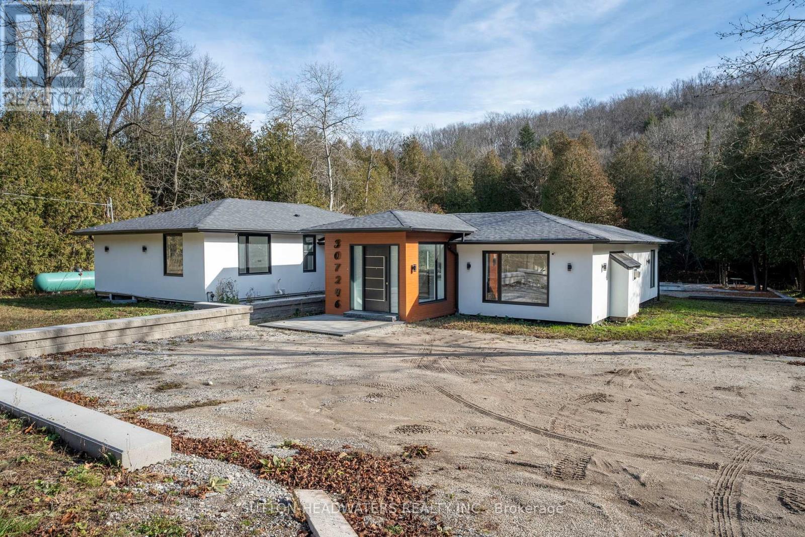 Property at 307246 HOCKLEY ROAD image 1