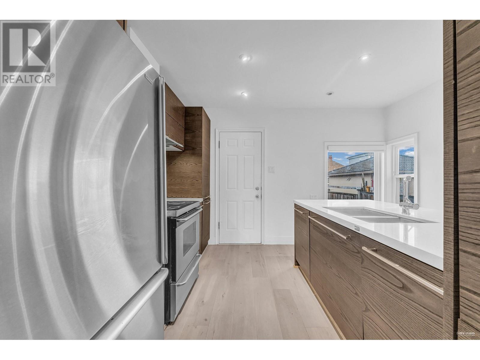 1651 E 37th Avenue, Vancouver, British Columbia  V5P 1E4 - Photo 11 - R2984640