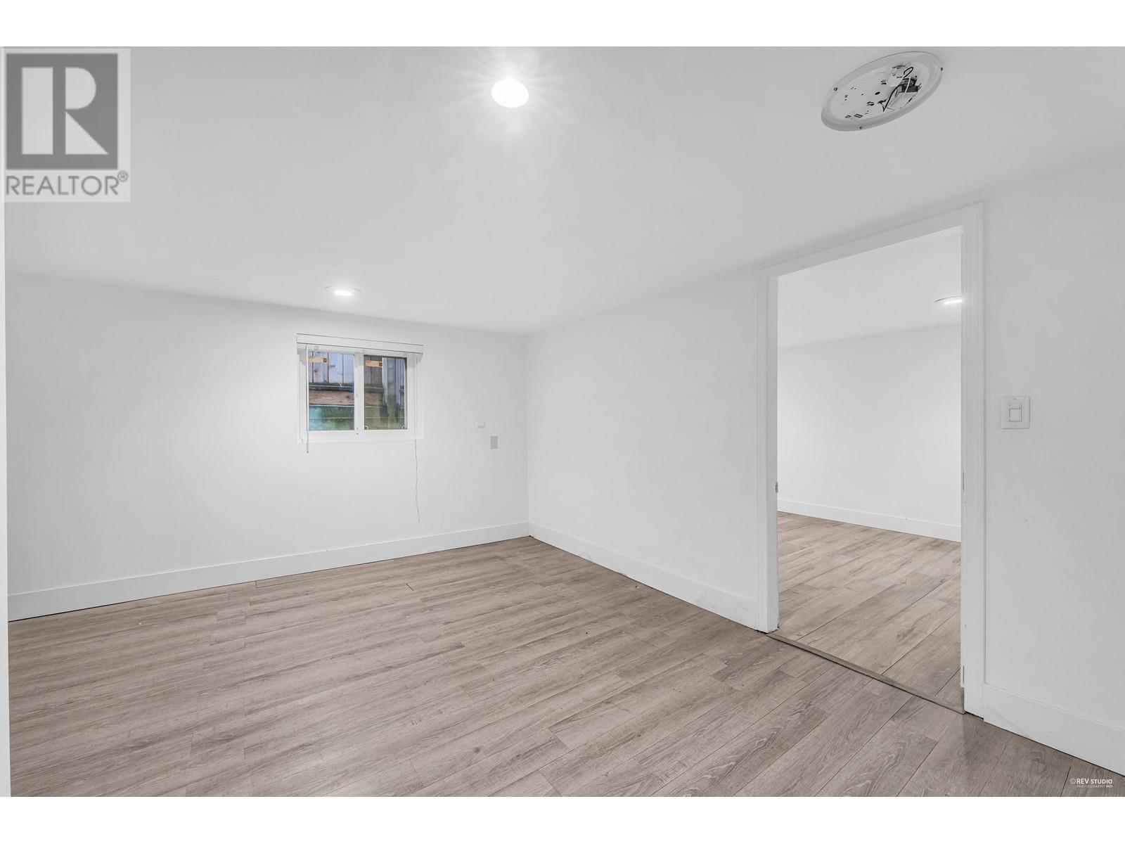 1651 E 37th Avenue, Vancouver, British Columbia  V5P 1E4 - Photo 17 - R2984640