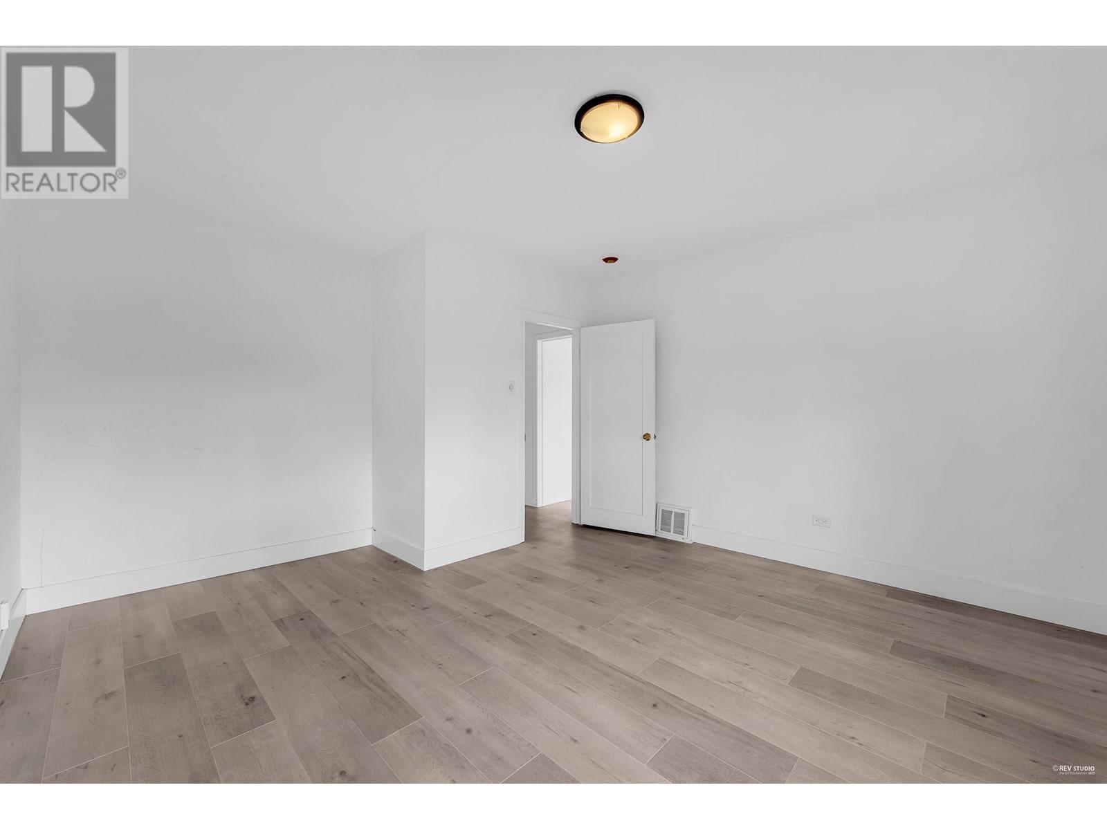1651 E 37th Avenue, Vancouver, British Columbia  V5P 1E4 - Photo 28 - R2984640
