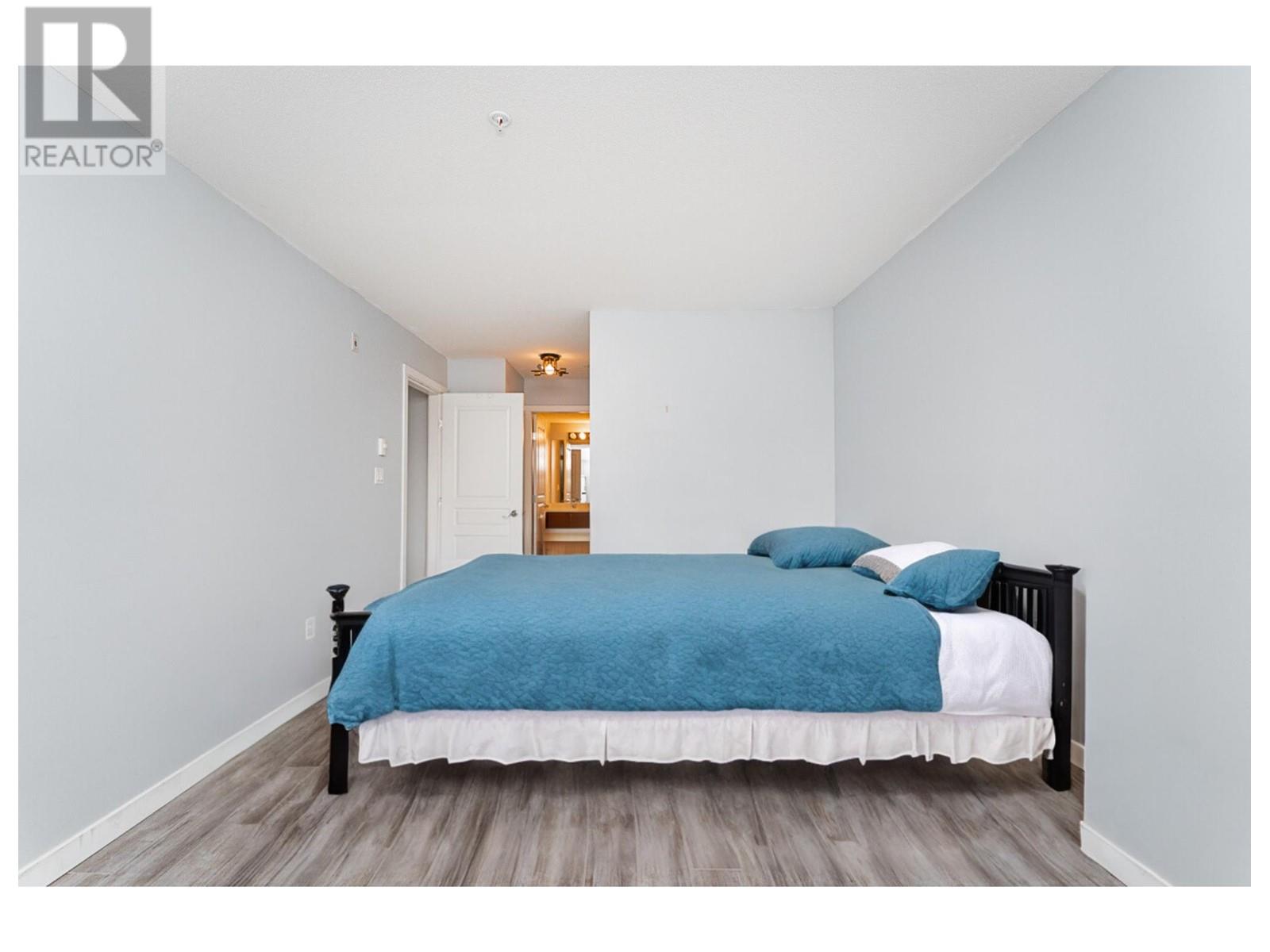 302 2951 Silver Springs Boulevard, Coquitlam, British Columbia  V3E 3S4 - Photo 16 - R2983501