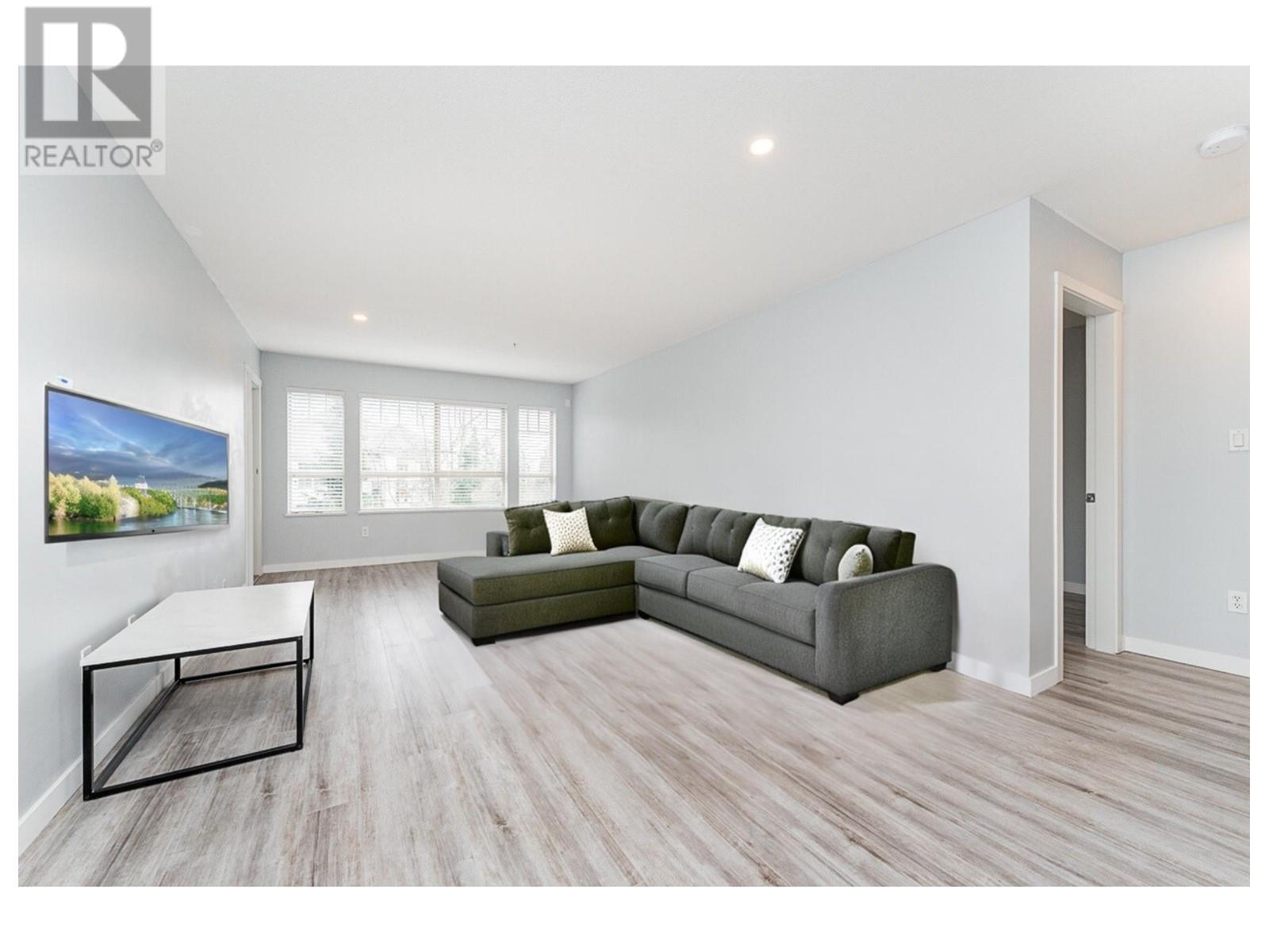 302 2951 Silver Springs Boulevard, Coquitlam, British Columbia  V3E 3S4 - Photo 8 - R2983501