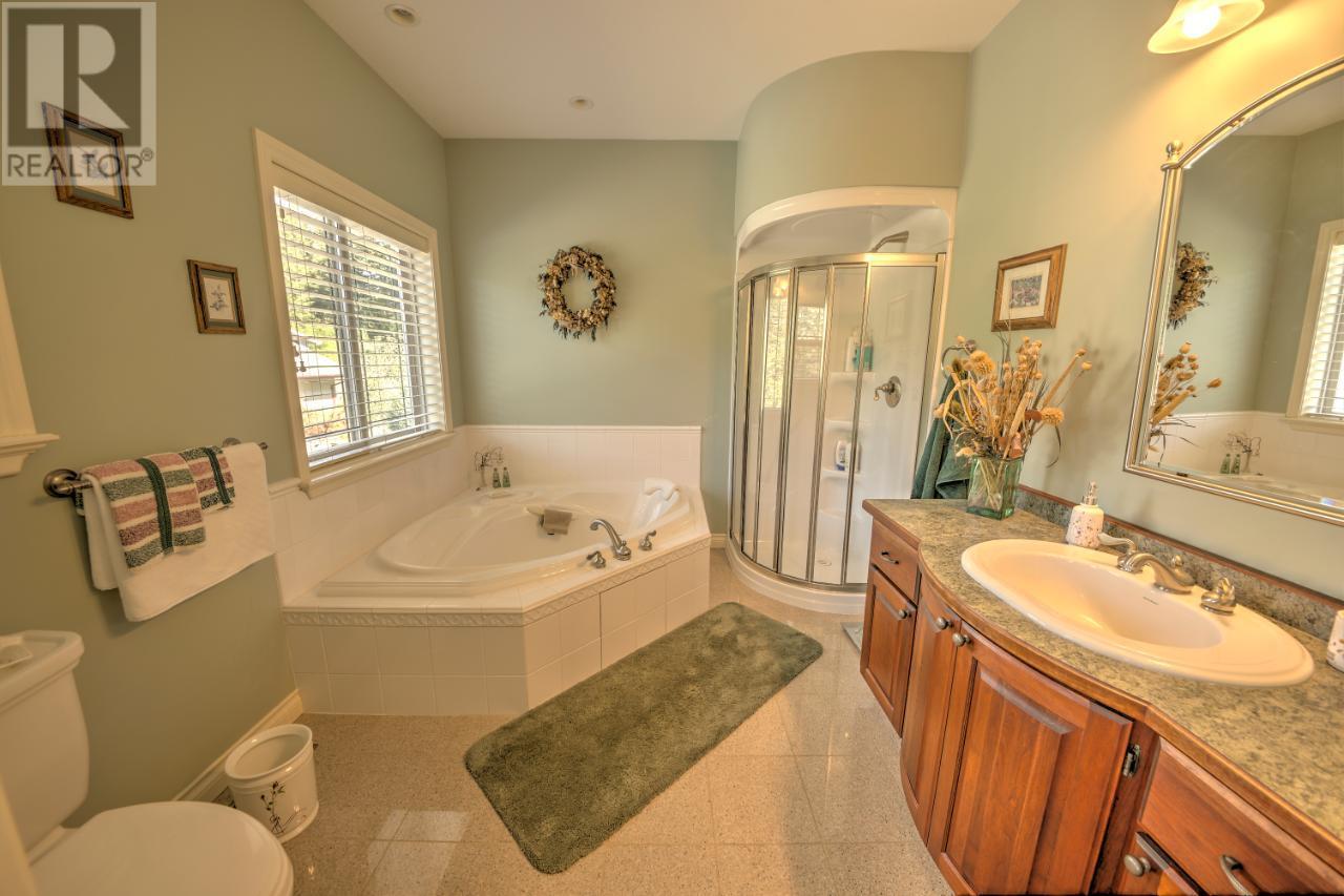 Property at 2165 FADEAR CREEK Road image 2