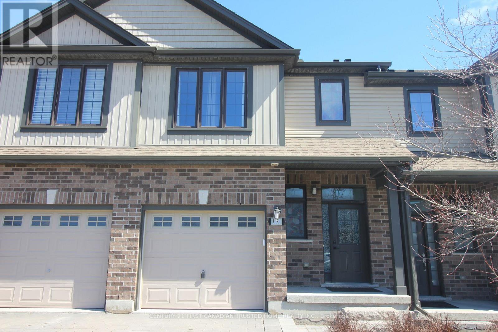 Property at 1050 OAKCROSSING GATE image 3
