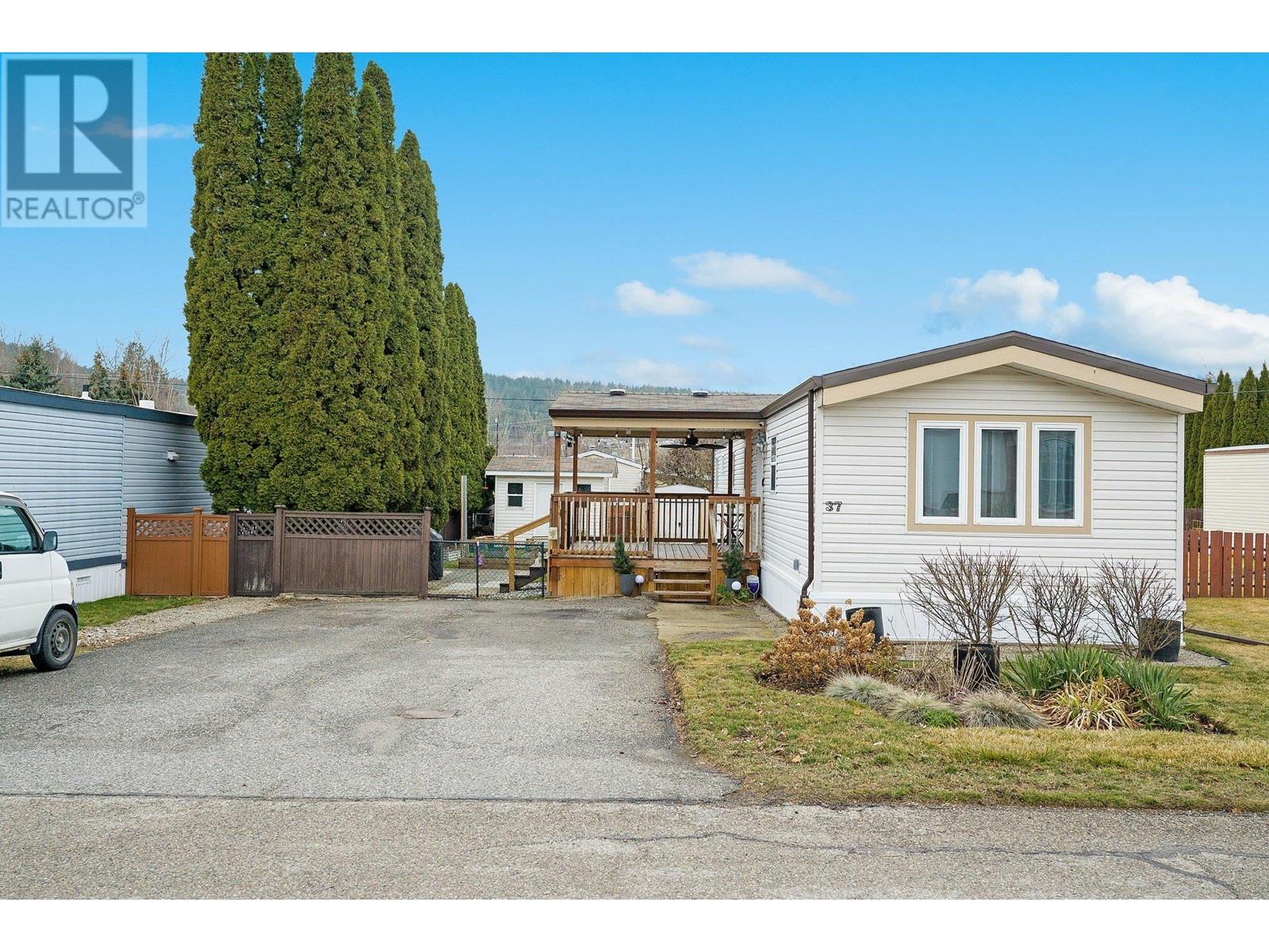 Property at 720 Commonwealth Road Unit# 37 image 3