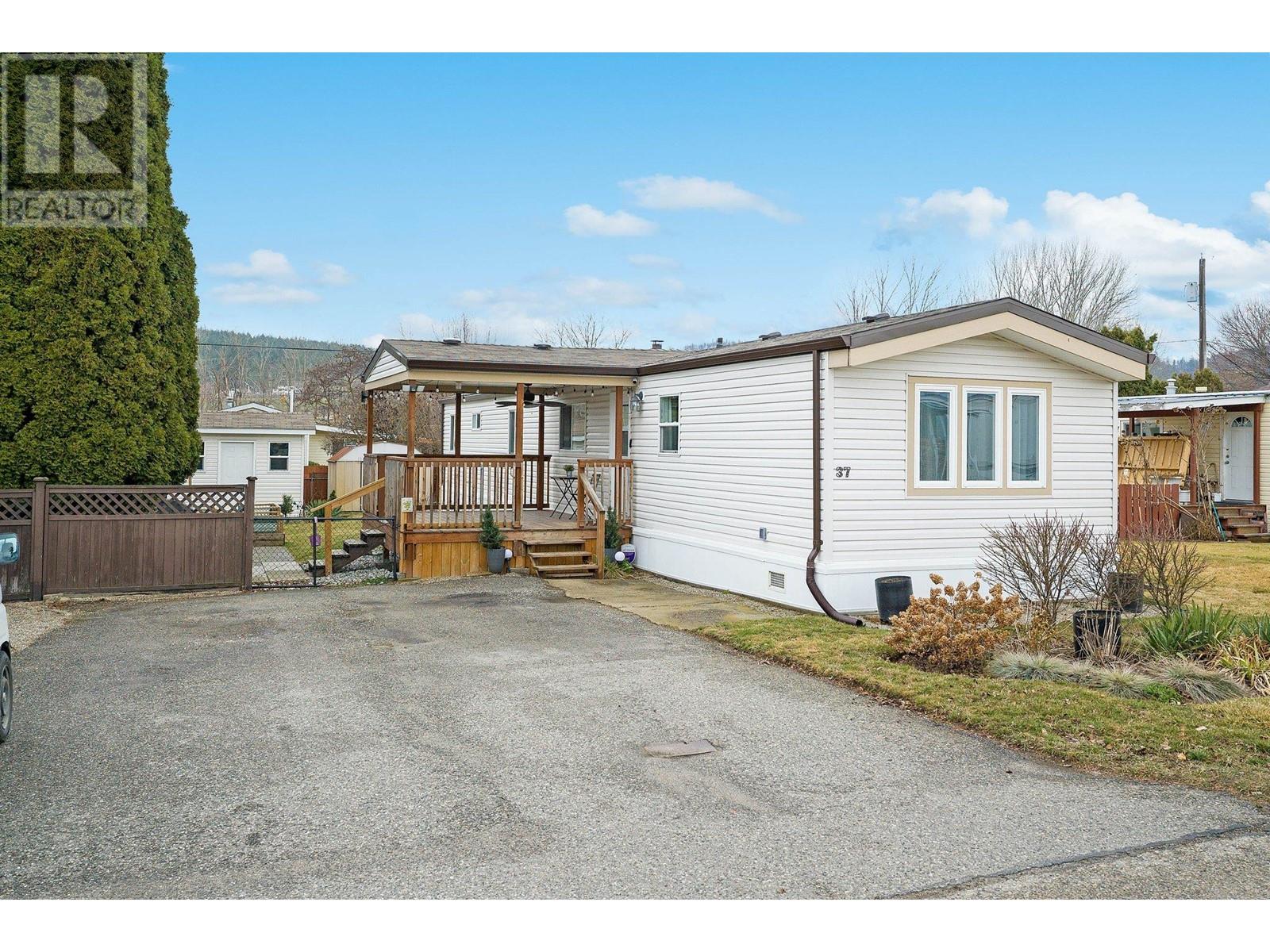 Property at 720 Commonwealth Road Unit# 37 image 2