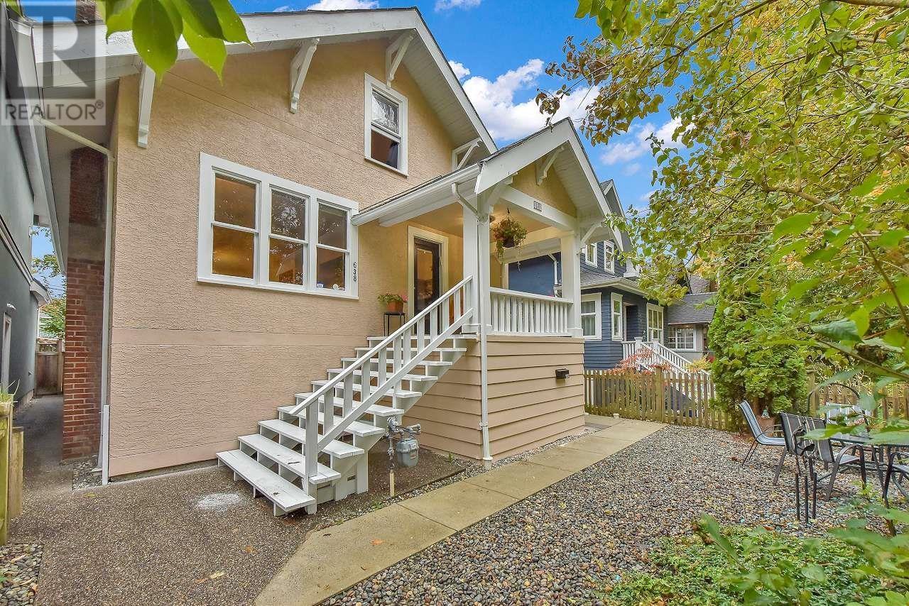 Property at 638 W 17TH AVENUE image 4