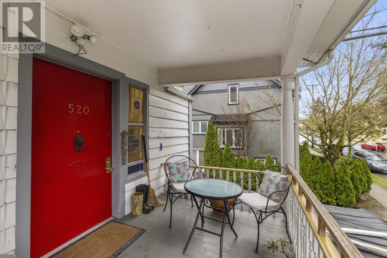 Property at 520 SALSBURY DRIVE image 4