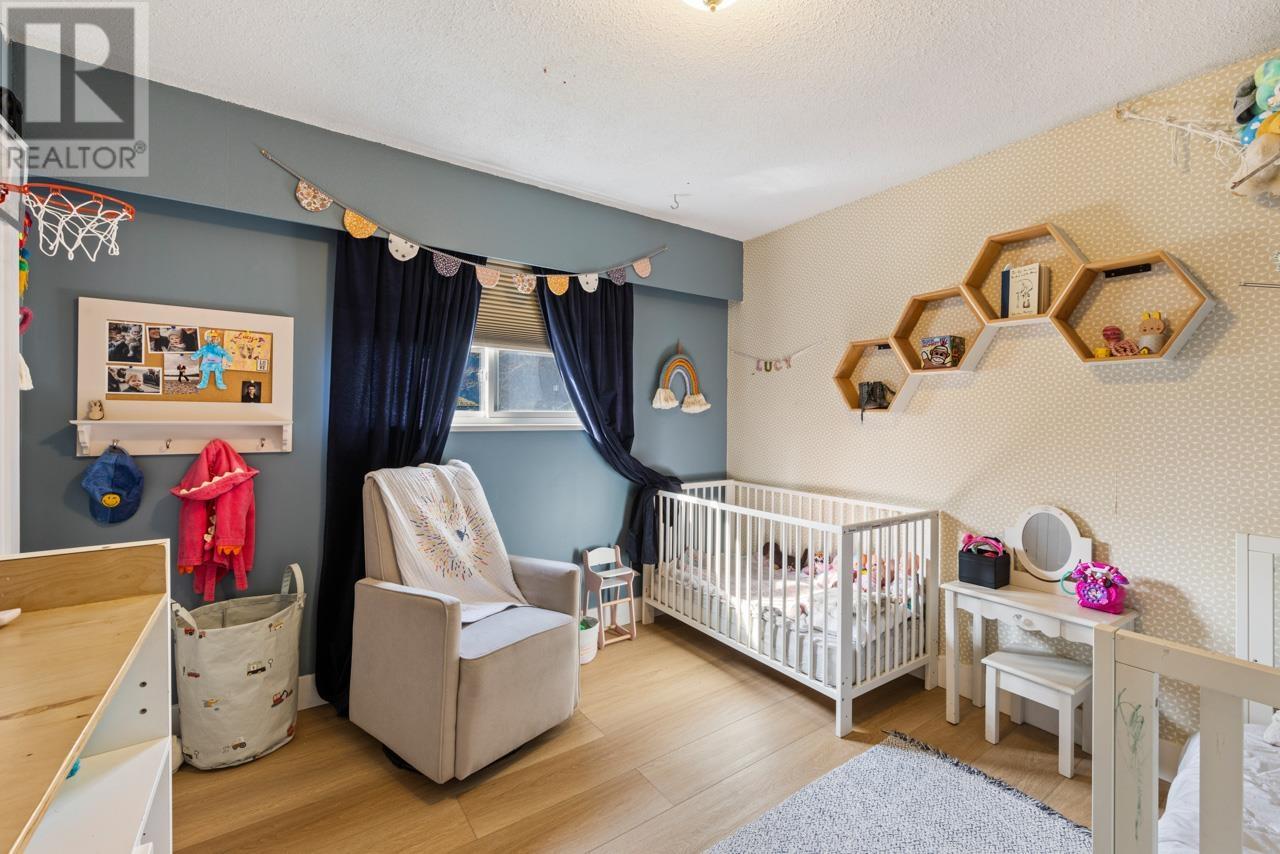 1110 Deep Cove Road, North Vancouver, British Columbia  V7G 1S3 - Photo 12 - R2984763