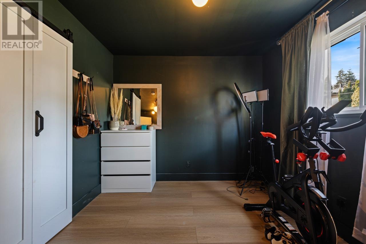 1110 Deep Cove Road, North Vancouver, British Columbia  V7G 1S3 - Photo 15 - R2984763