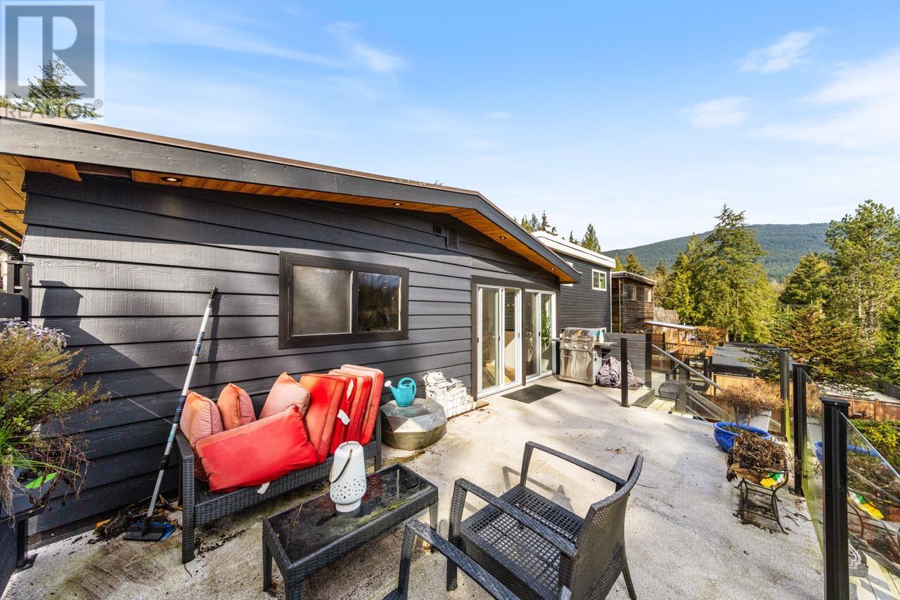 1110 Deep Cove Road, North Vancouver, British Columbia  V7G 1S3 - Photo 27 - R2984763