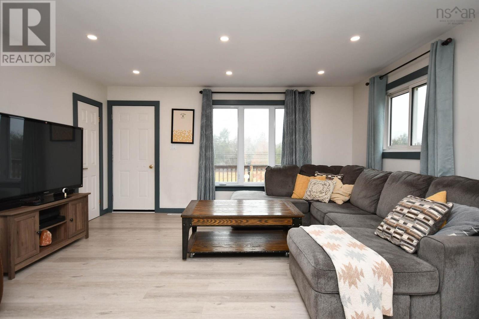 100 Cooks Mill Road, Carrolls Corner, Nova Scotia  B0N 1Y0 - Photo 10 - 202506461