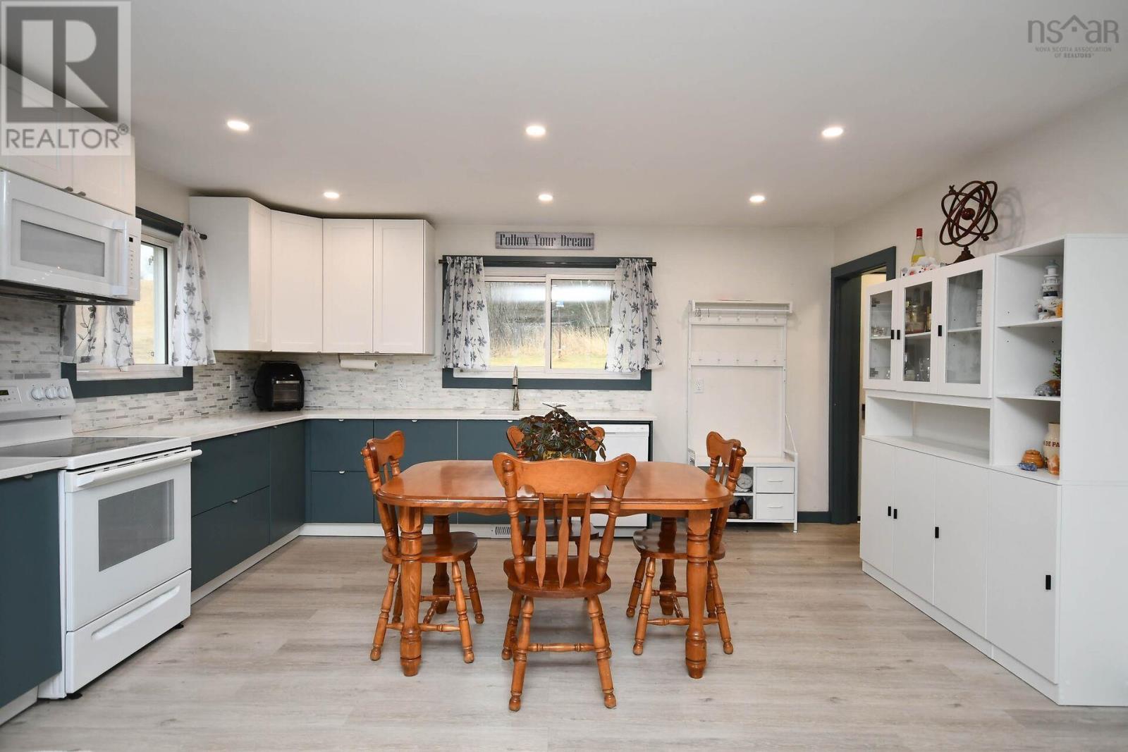 100 Cooks Mill Road, Carrolls Corner, Nova Scotia  B0N 1Y0 - Photo 3 - 202506461