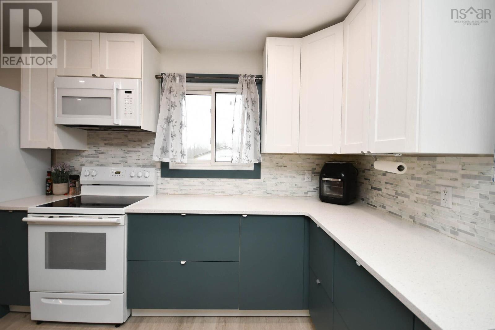 100 Cooks Mill Road, Carrolls Corner, Nova Scotia  B0N 1Y0 - Photo 5 - 202506461