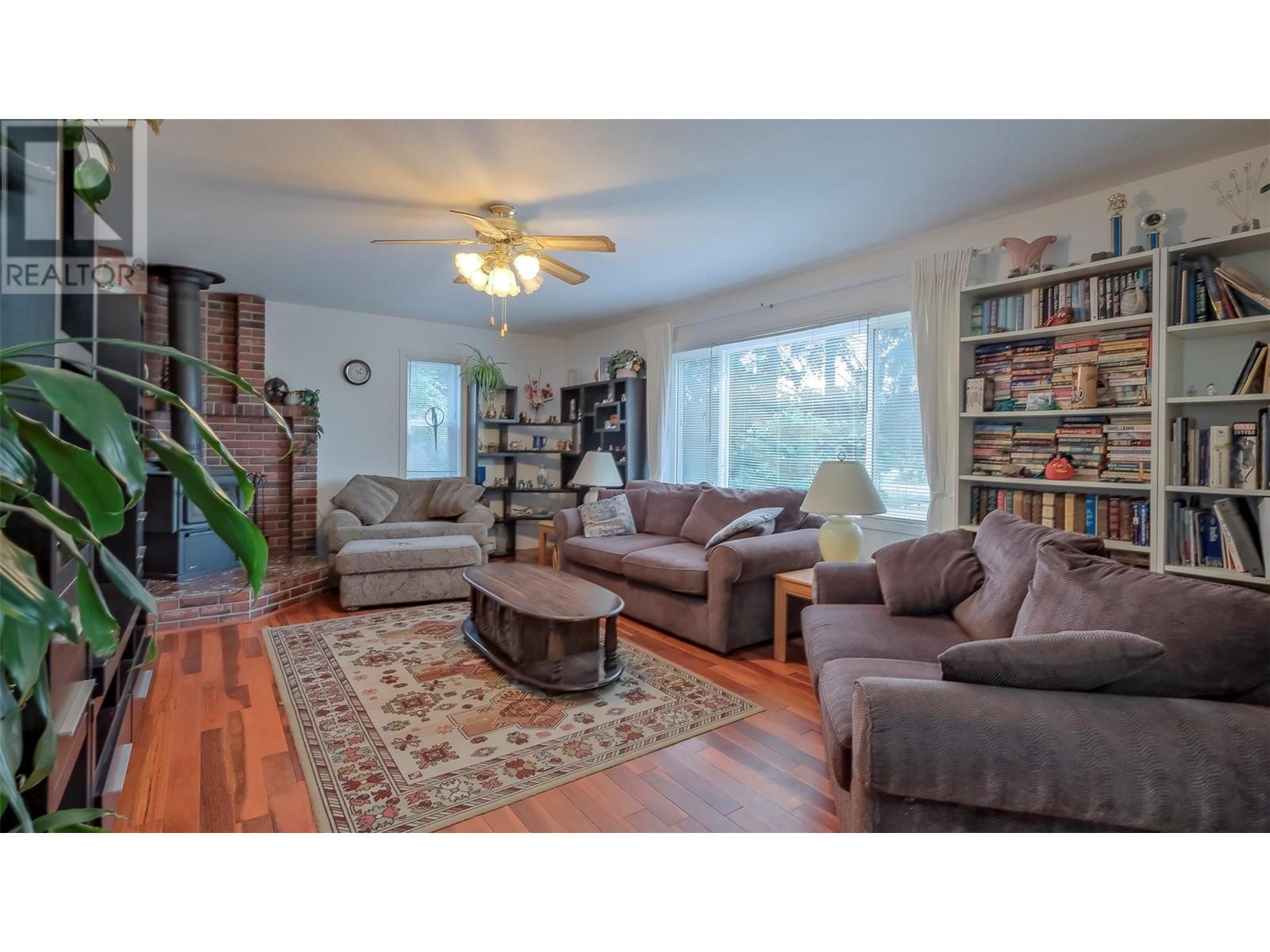 Property at 11375 Reiswig Road image 3