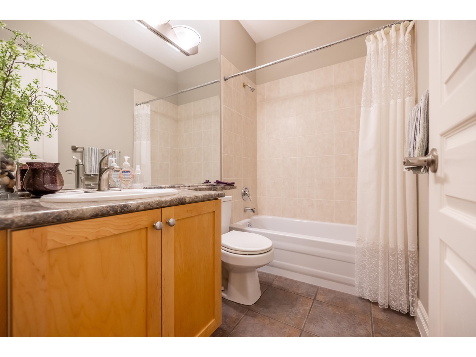 20426 67a Avenue, Langley, British Columbia  V2Y 2X5 - Photo 20 - R2983815