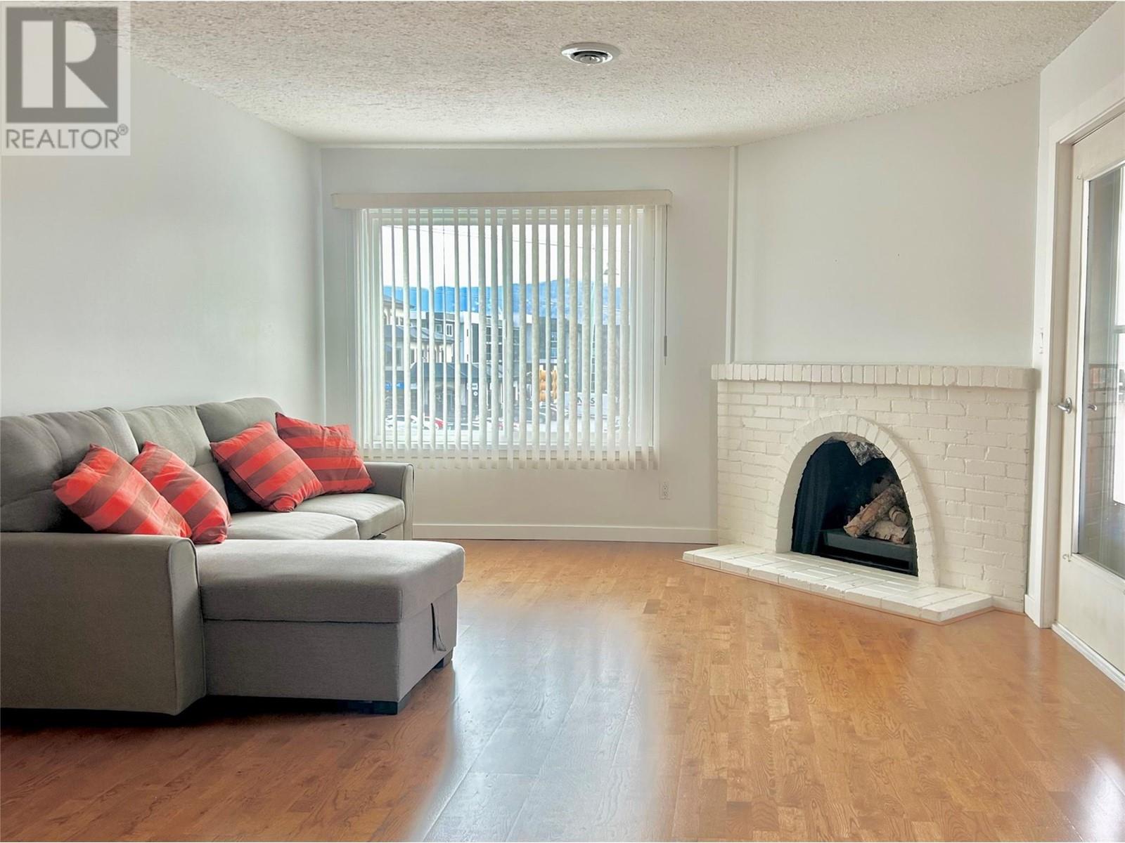 Property at 1665 Ufton Court Unit# 335 image 3