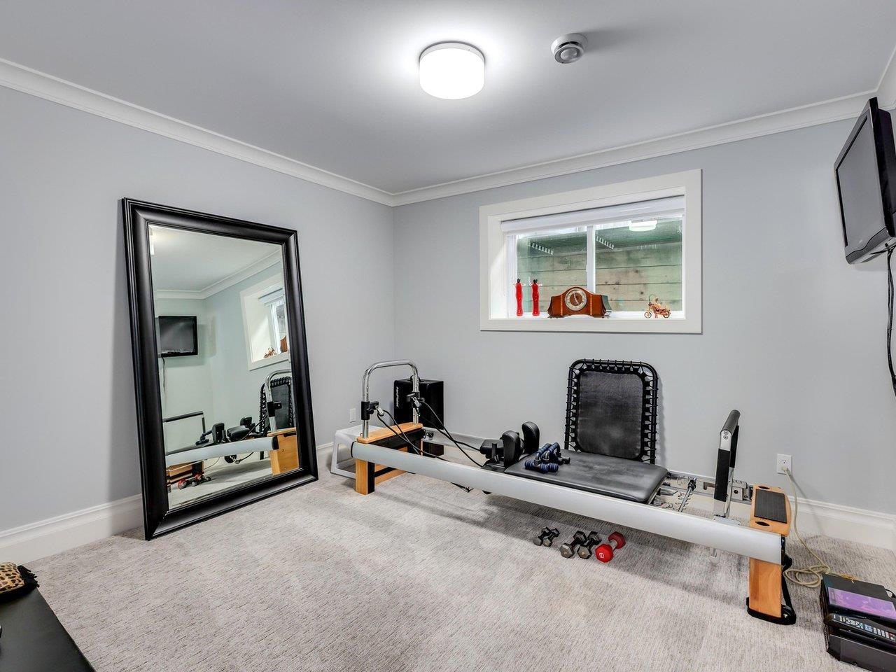 1495 Maple Street, White Rock, British Columbia  V4B 5C5 - Photo 37 - R2984203