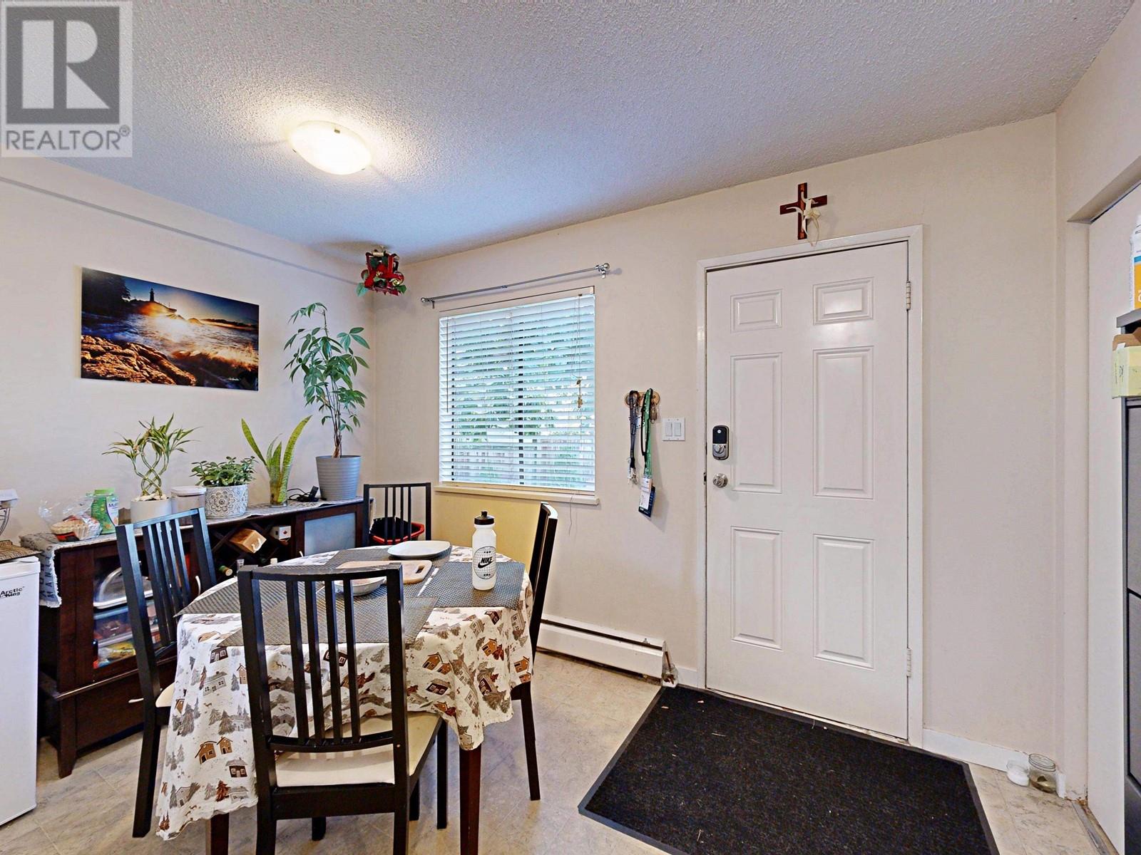 246 W 4th Street, North Vancouver, British Columbia  V7M 1H7 - Photo 27 - R2959374