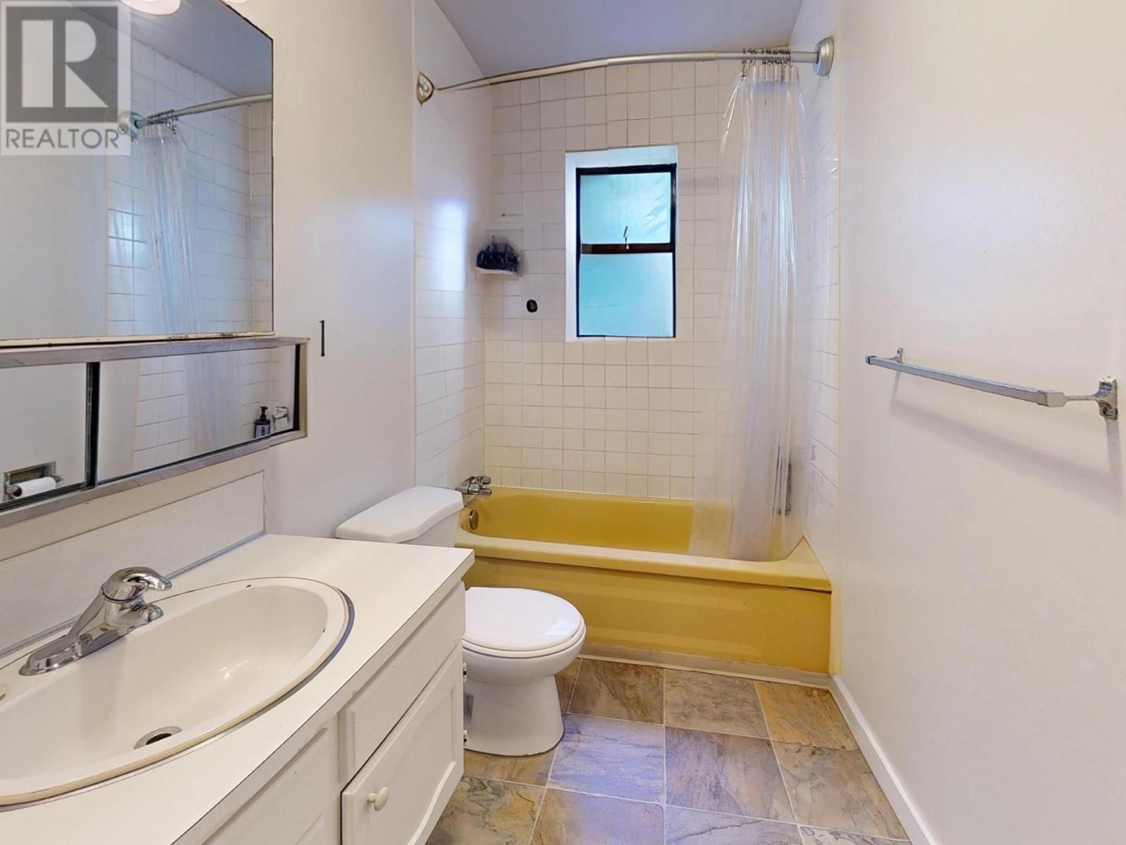 246 W 4th Street, North Vancouver, British Columbia  V7M 1H7 - Photo 16 - R2959374
