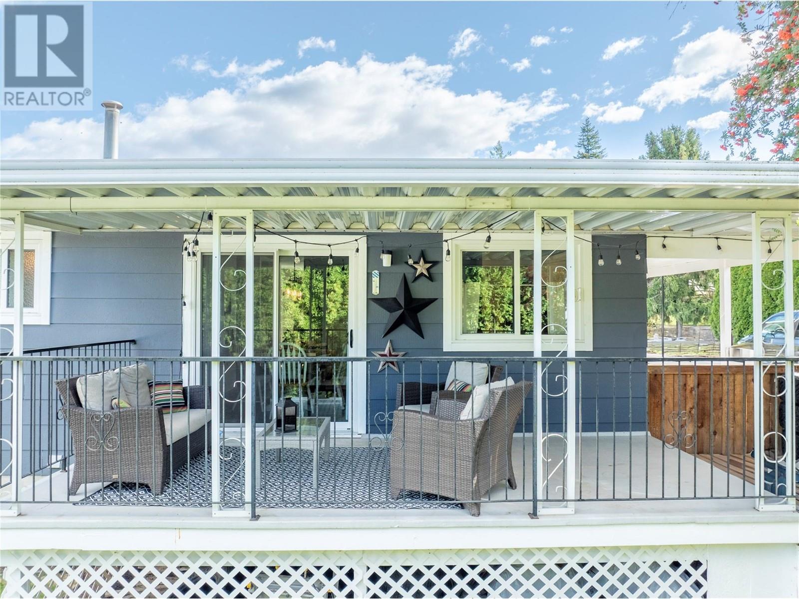 271 28 Street Ne, Salmon Arm, British Columbia  V1E 1Z8 - Photo 38 - 10340089