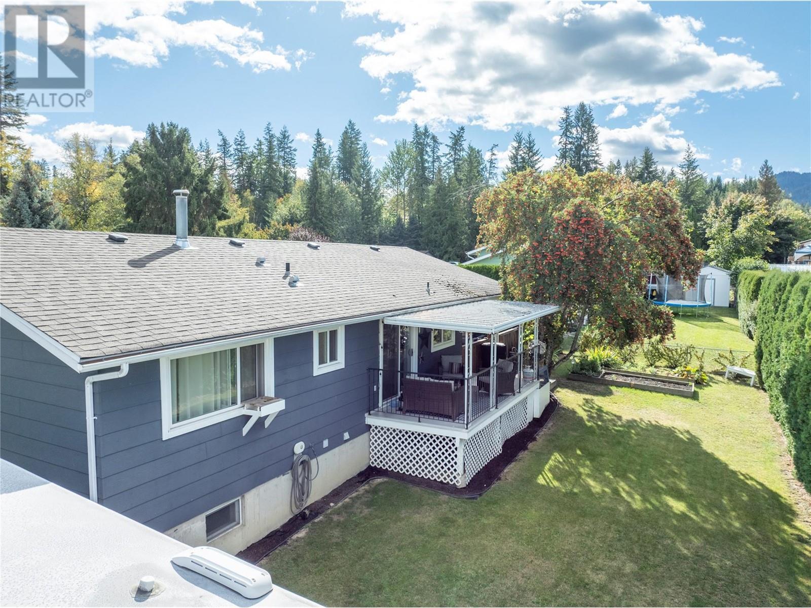 271 28 Street Ne, Salmon Arm, British Columbia  V1E 1Z8 - Photo 40 - 10340089