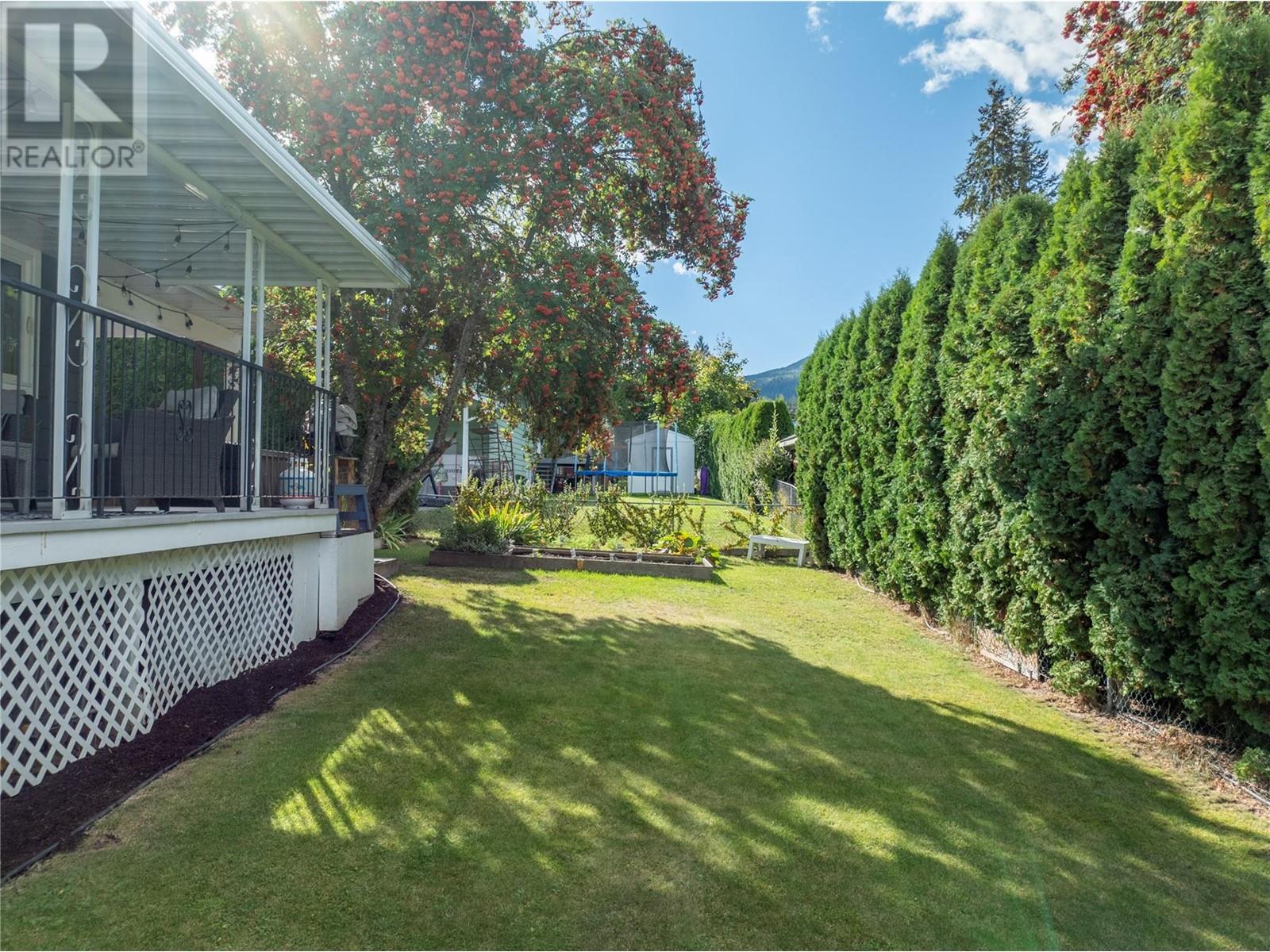 271 28 Street Ne, Salmon Arm, British Columbia  V1E 1Z8 - Photo 42 - 10340089