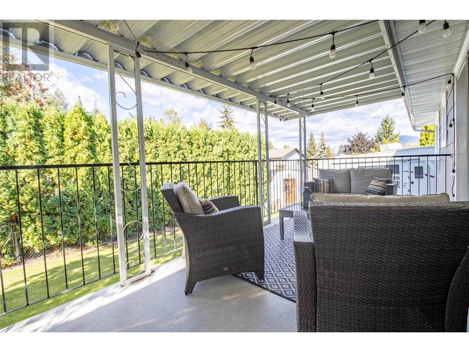 271 28 Street Ne, Salmon Arm, British Columbia  V1E 1Z8 - Photo 44 - 10340089