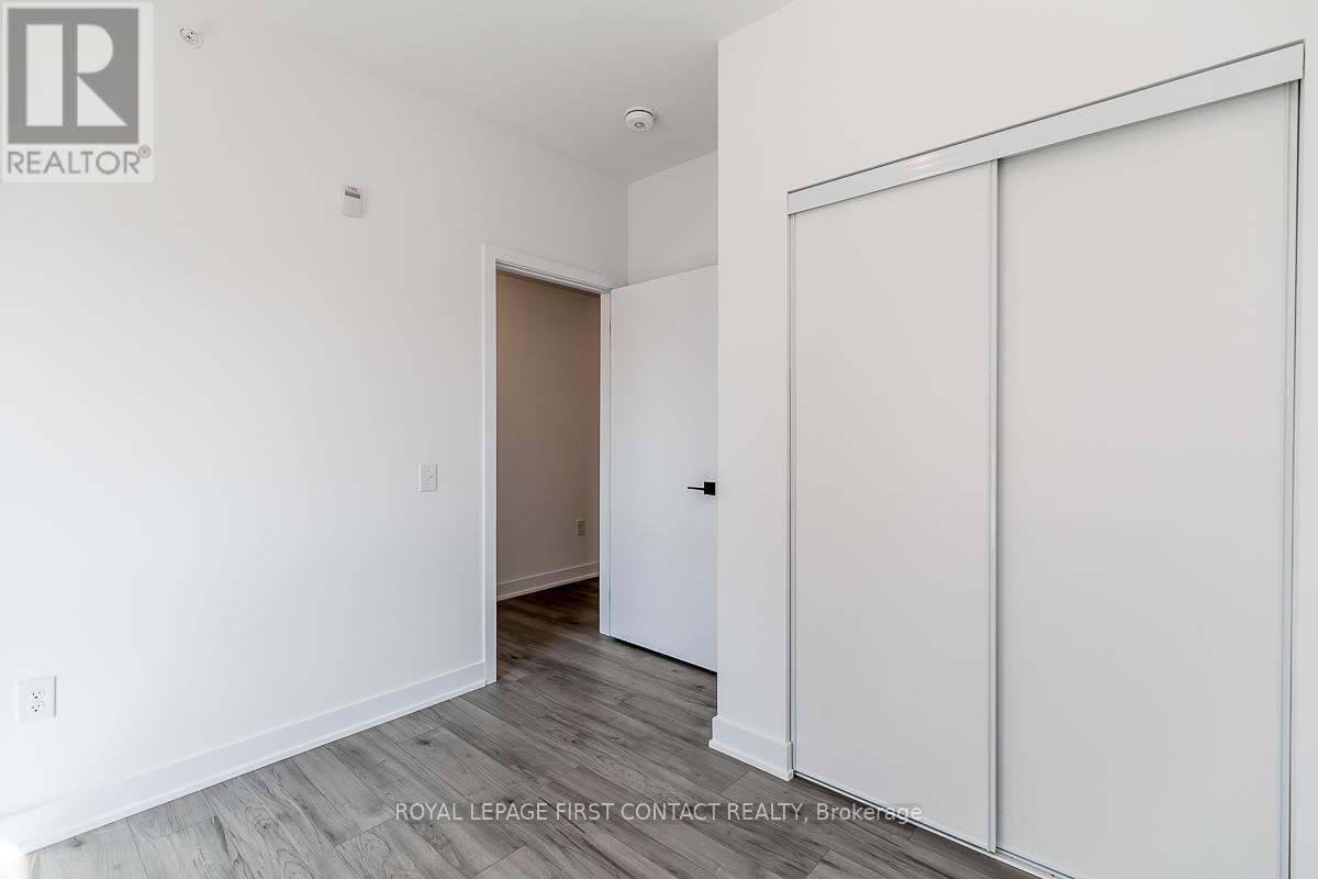 101 - 8 Culinary Lane, Barrie, Ontario  L9J 0J9 - Photo 12 - S12054801