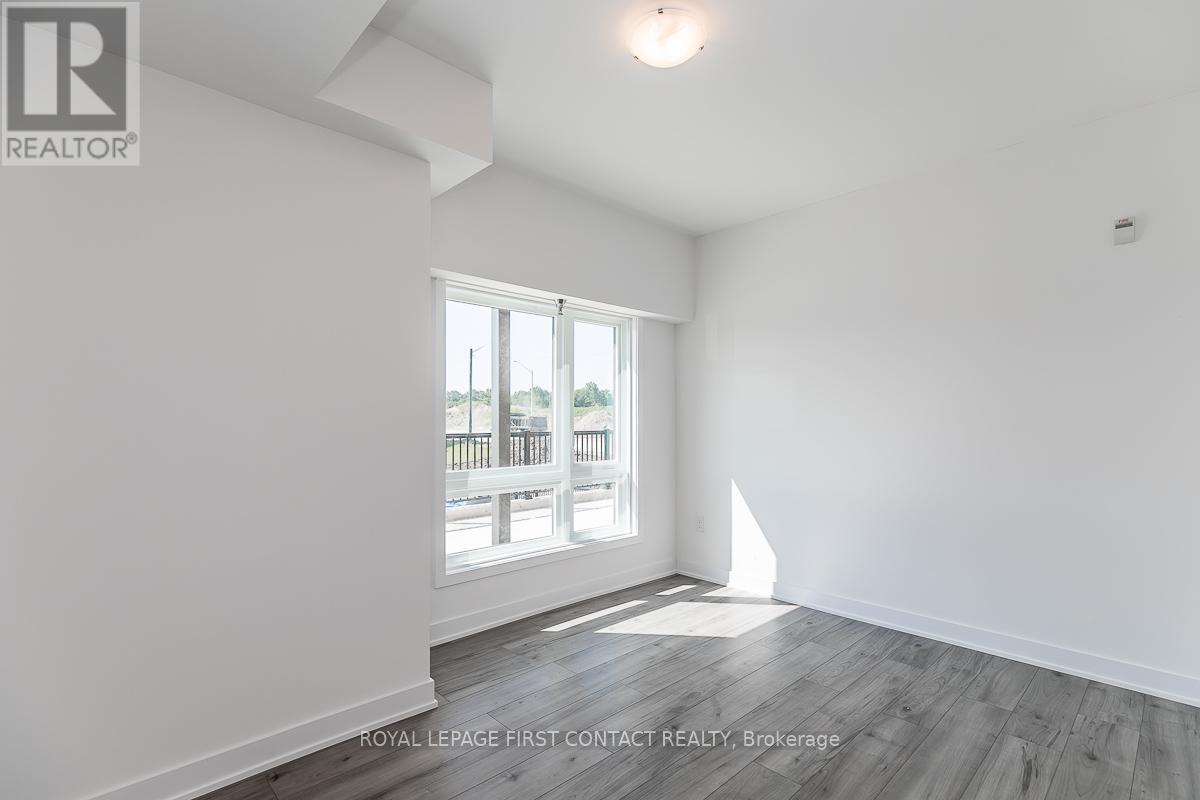 101 - 8 Culinary Lane, Barrie, Ontario  L9J 0J9 - Photo 15 - S12054801